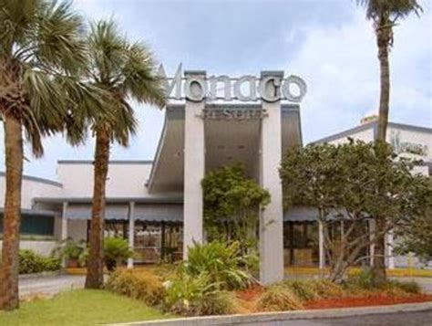 Travelodge Monaco Beach Resort in Miami Beach (FL) - Room Deals, Photos ...