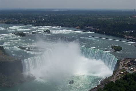 50 Incredible Photos from Niagara Falls, Toronto | BOOMSbeat