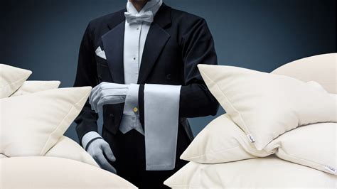 The Best Luxury Pillows Are in Five Star Hotels. - Hullo