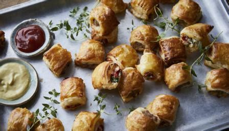 Mini sausage rolls and veggie red pepper ricotta puffs recipe - BBC Food