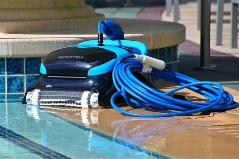 Top 10 Best Robotic Pool Cleaners - Top Value Reviews