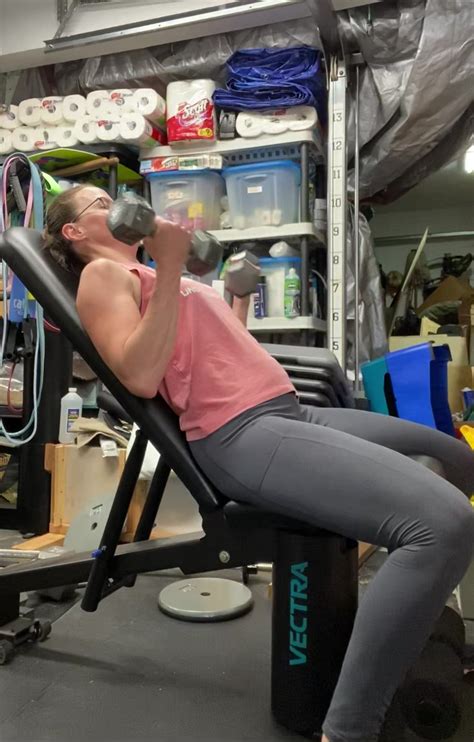 Amy 🦝 on Twitter: "Tri-set 1 (3/4) Incline DB Curls Skull Crushers DB ...