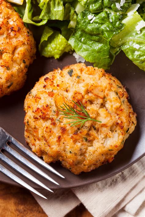 How To Make The Perfect Crab Cakes – 12 Tomatoes