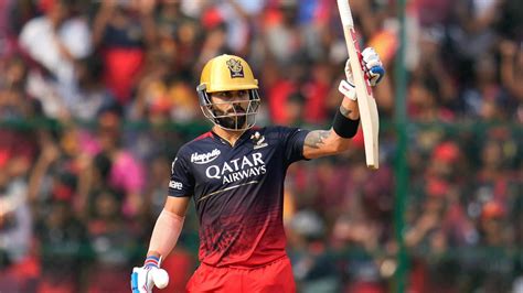 Watch - Virat Kohli loses cool, abuses his critics - Crictoday