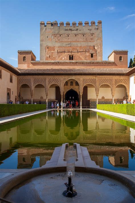 Gain an Audience at the Nasrid Palaces of the Alhambra