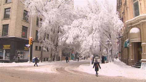 Rare mix of thunderstorms and snow slam Manitoba - Winnipeg | Globalnews.ca