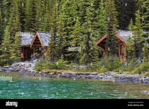 Lakefront cabins at Lake O'Hara Lodge in Yoho National Park, British Columbia, Canada Stock ...