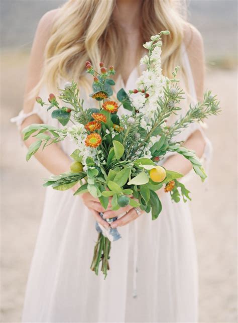 Foraged floral arrangement | Boho wedding bouquet, Wedding, Fine art ...