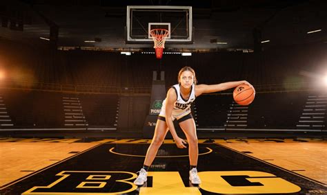 Iowa Basketball: 2023-24 Snapshot Profile of G Gabbie Marshall