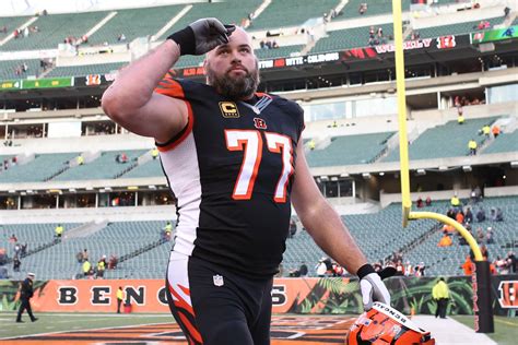 Andrew Whitworth opens up about leaving Bengals, why he chose Rams ...