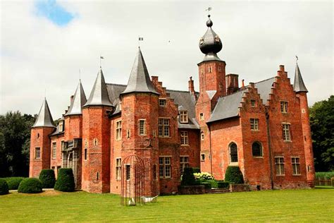 Best Castle in Belgium - Historic European Castles