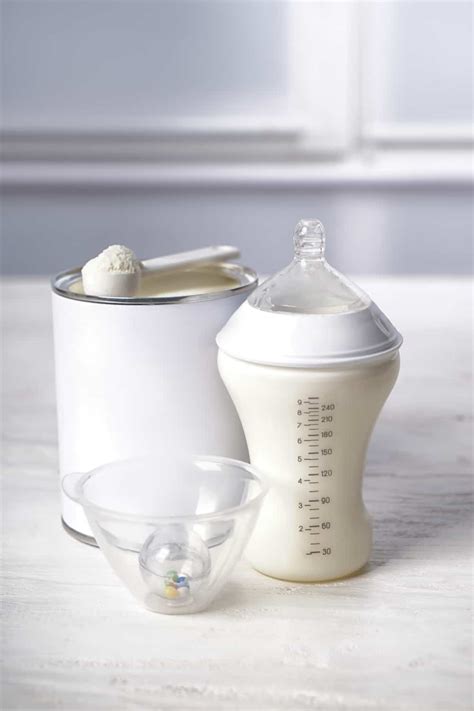 Your Ultimate Guide to The Best Infant Formula - The Picky Eater