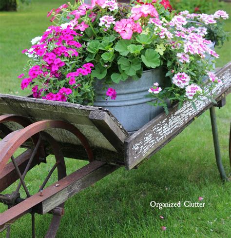 Rustic Garden Wheelbarrow 2015 | Organized Clutter