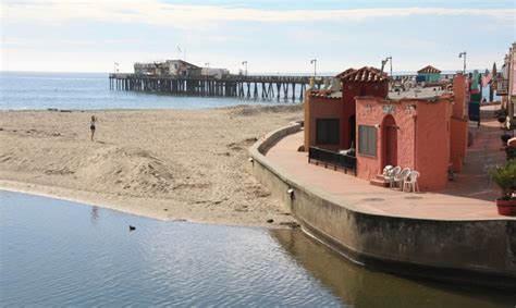 Capitola Wharf, Capitola, CA - California Beaches