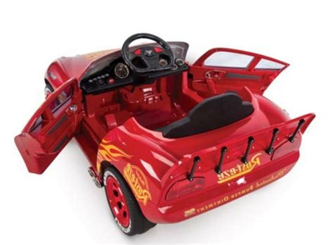 Disney Pixar Cars 3 Lightning McQueen 6V Battery-Powered