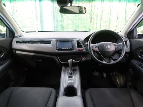 2014 Honda Vezel Review | Topcar Kenya