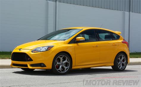 2014 Ford Focus ST Review - 27 - Motor Review