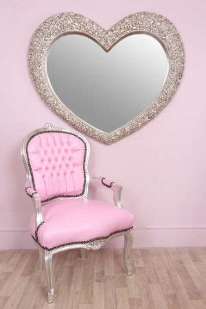 Pin by jackeline colon on Anything "Hearts" | Rose mirror, Girly room, Heart mirror