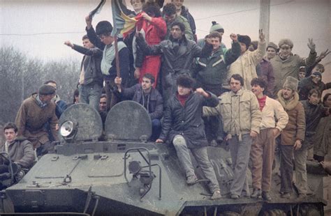 Romania's Revolution in 1989 | Daily Mail Online