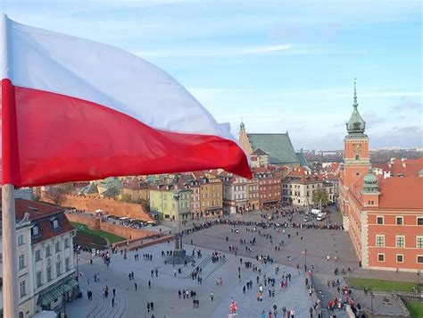 Godło, flaga i hymn Polski do zmiany. Jeszcze w tym roku