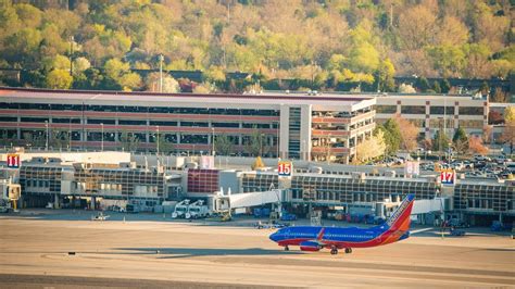 Boise Airport master plan calls for new concourse, three new parking ...