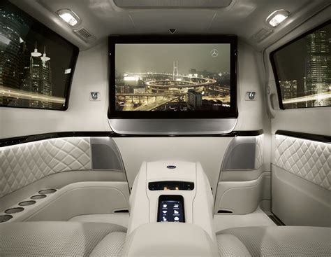 Mercedes Benz Viano Vision Van | Mercedes benz viano, Luxury van, Luxury car interior