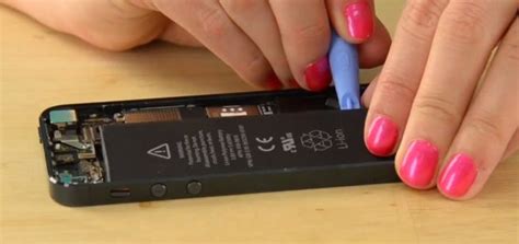 iFixit Walks Us Through An iPhone 5 Battery Replacement [Video] | Cult of Mac