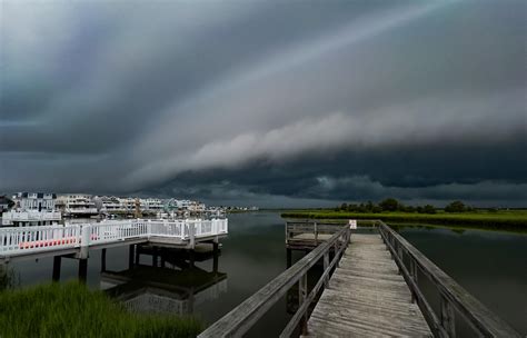 Morning Storm Approaching, Avalon NJ : r/WeatherPorn