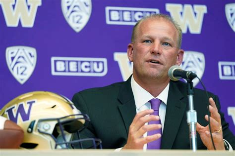 Washington hires Fresno State's Ryan Grubb as offensive coordinator to ...