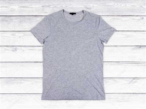 Grey t shirt mockup free download Idea | kickinsurf