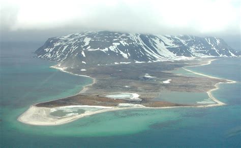 Smeerenburg - The Cruise Handbook for Svalbard