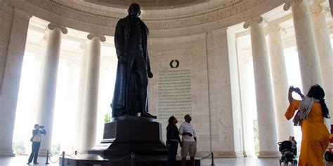 Memorial Features - Thomas Jefferson Memorial (U.S. National Park Service)