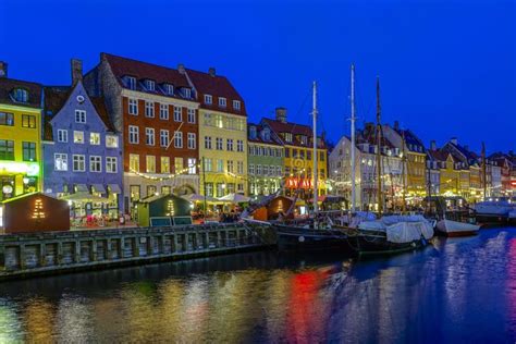 Nyhavn at Night, Copenhagen Editorial Image - Image of illuminated ...