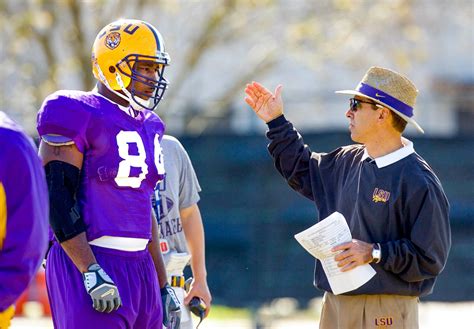 As Alabama takes on LSU, the story of coach Nick Saban’s hat must be ...