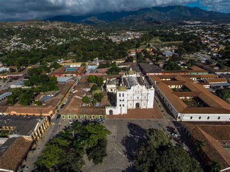 COLONIAL COMAYAGUA | Honduras Traveling