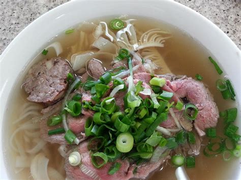 Pho Bo Dac Biet special beef AUD9 - Pho Hung Vuong, Spring… | Flickr