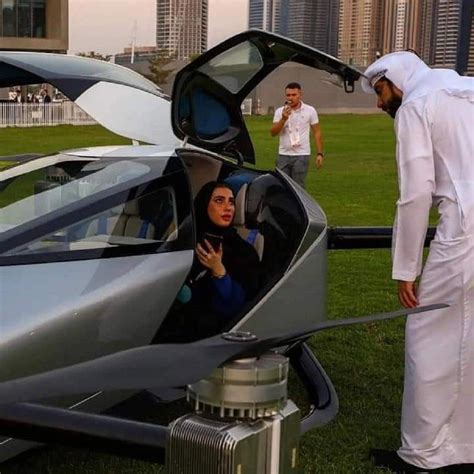 World's 1st flying car is launched in Dubai | Kuwait Jobs and News | Latest Job Vacancies iiQ8