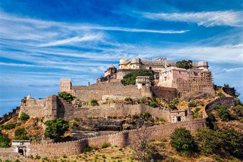 Kumbhalgarh Fort, Rajasthan | Hotel, Images, History & Entry Fee