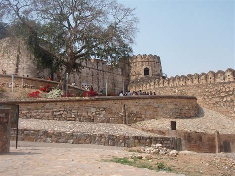 Top 10 Forts in India : The Living Legends | Insight India : A Travel Guide to India