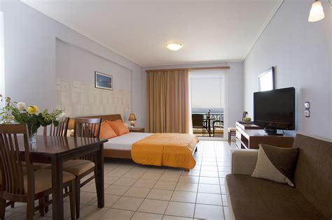 Lefkada Luxury Accommodation Rooms & Suites | Grand Nefeli Hotel