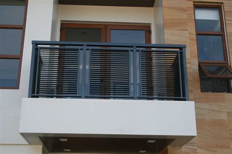 Front Elevation Home Front Steel Grill Design