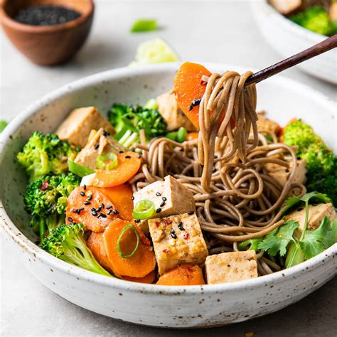 Sesame Soba Noodle Stir Fry Recipe with Tofu - The Simple Veganista