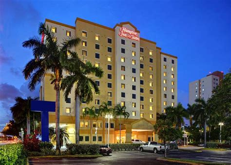 HAMPTON INN & SUITES BY HILTON MIAMI AIRPORT SOUTH - BLUE LAGOON - Updated 2021 Prices, Hotel ...