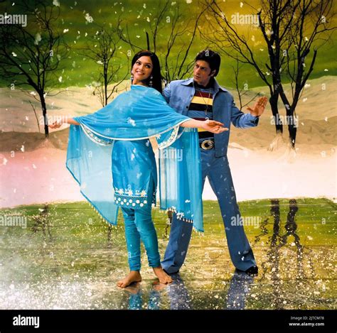 DEEPIKA PADUKONE, SHAHRUKH KHAN, OM SHANTI OM, 2007 Stock Photo - Alamy