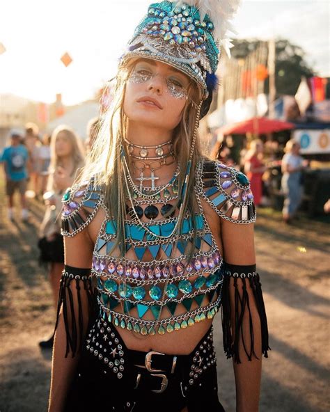 Inspiring 90 Rave Outfits Ideas https://fashiotopia.com/2017/05/24/90 ...