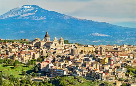 Where to Stay in Sicily: 14 Best Areas - The Nomadvisor