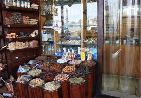 Dubai Spice Souk: Explore Authentic & Aromatic Alleys