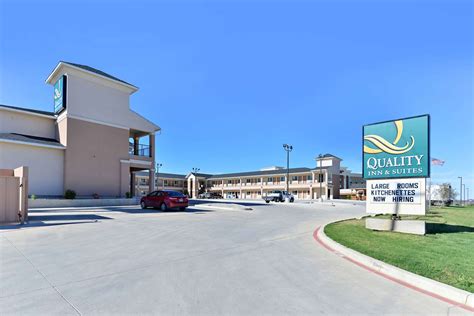 Quality Inn & Suites Carrizo Springs, TX - See Discounts