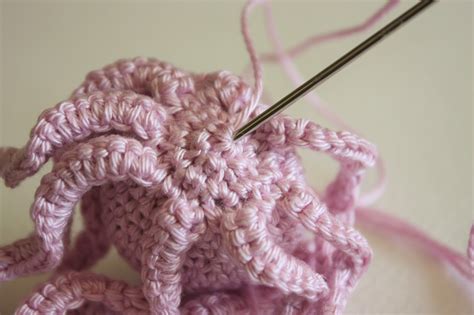 Happyamigurumi: Amigurumi Free Seamless Octopus Pattern - DIY Crochet Tutorial - Octopus in one ...