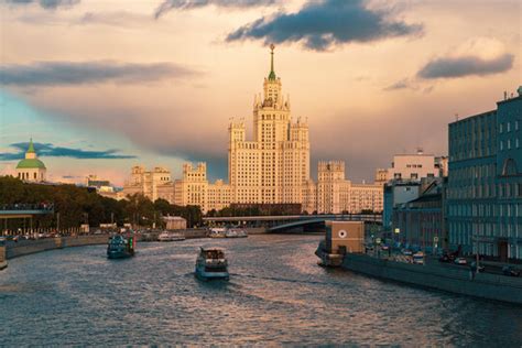 Moskva-River Images – Browse 150 Stock Photos, Vectors, and Video ...